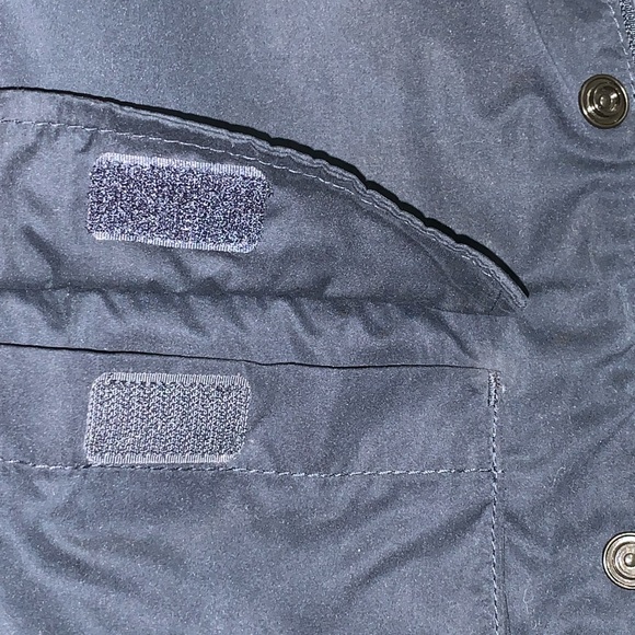 Old Navy boys windbreaker size large (10/12), navy blue, zipper and button-up - Picture 5 of 7